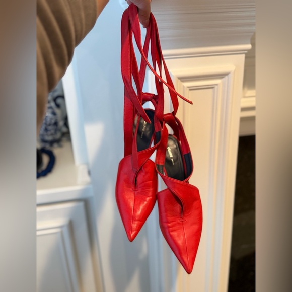 Chic Red Women's Shoes - Picture 7 of 17